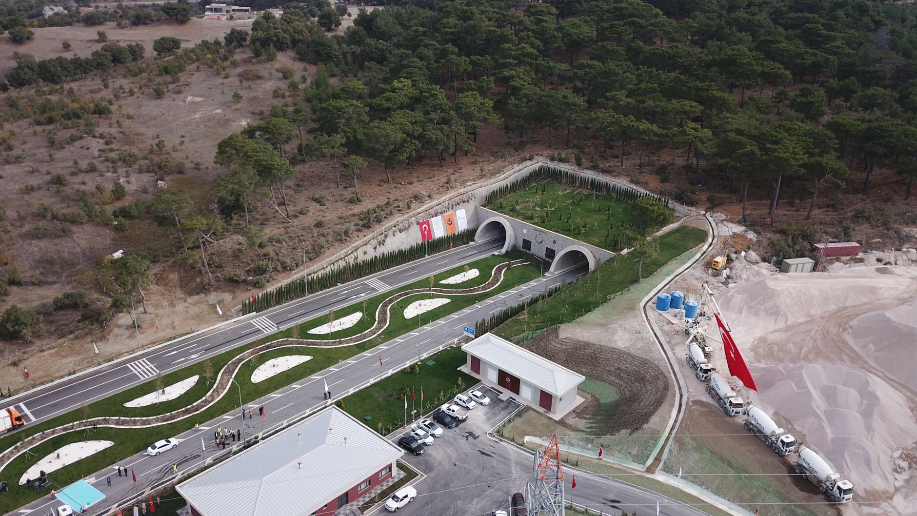 Aerial shot of a tunnel entrance surrounded by greenery in Yeniçam, Turkey. — Revive Collagen: A Comprehensive Review