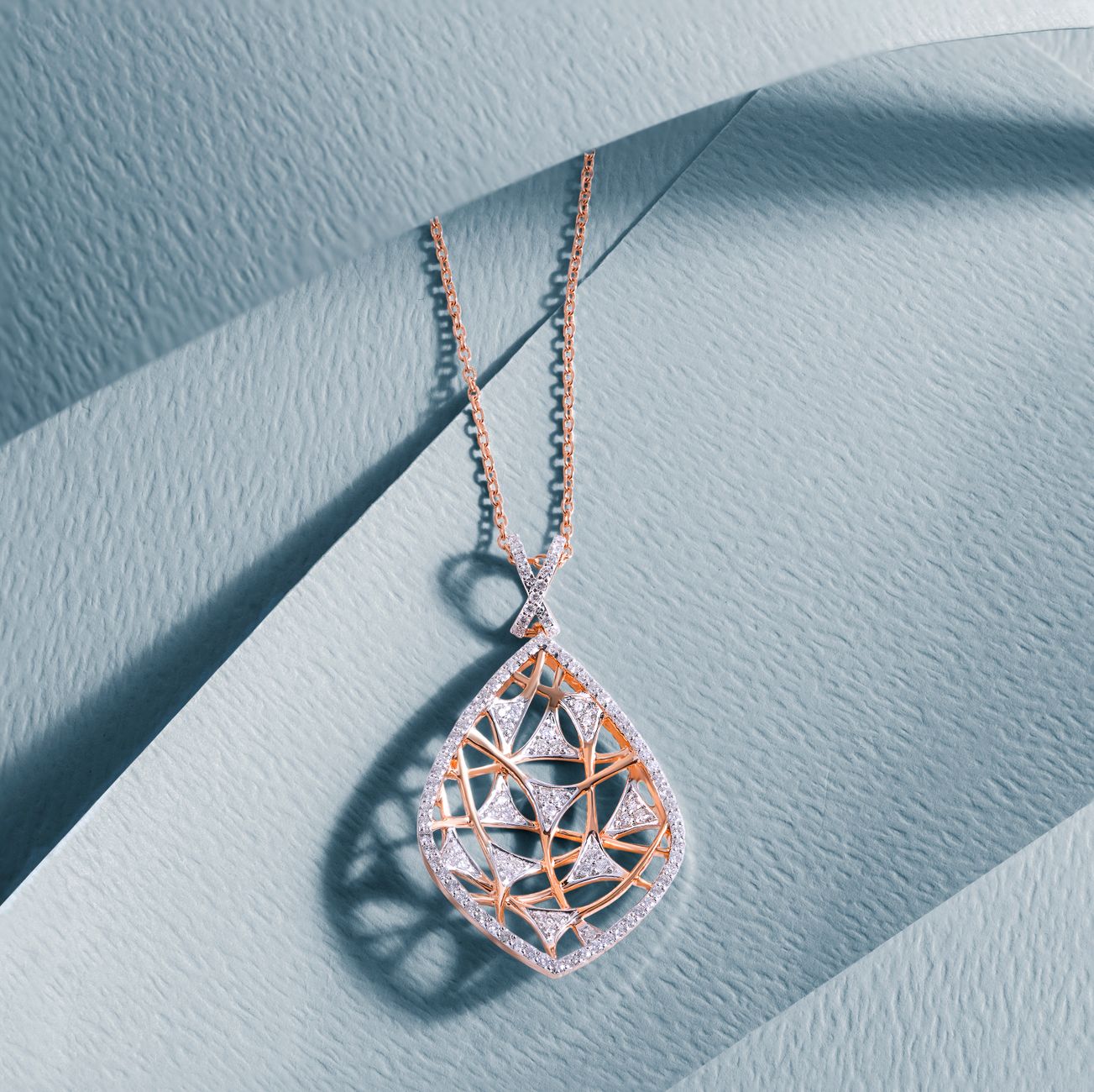 Mia by Tanishq